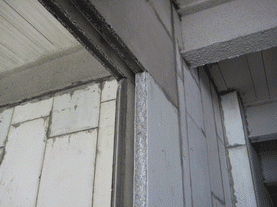 Montagem de alvenaria com painel ThermoPore POLY-PC.