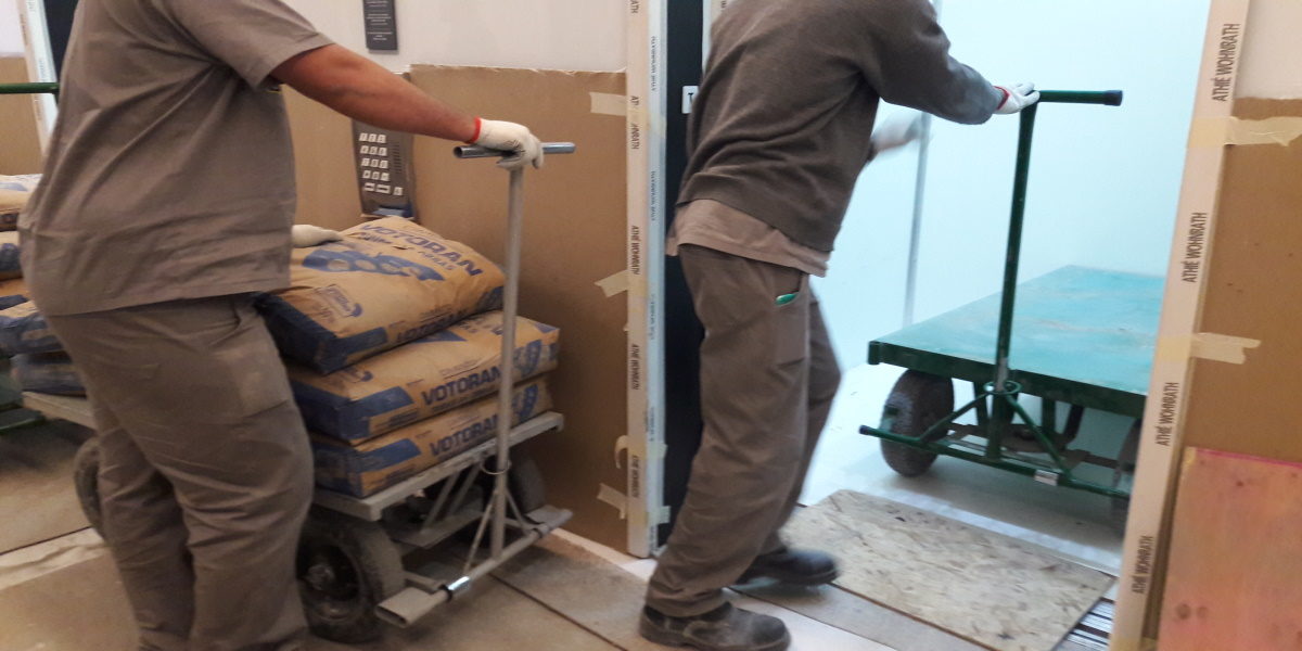 Claro-SP_Corredor_com_Concreto_Celular_para_receber_Contrapiso_20160611_105332